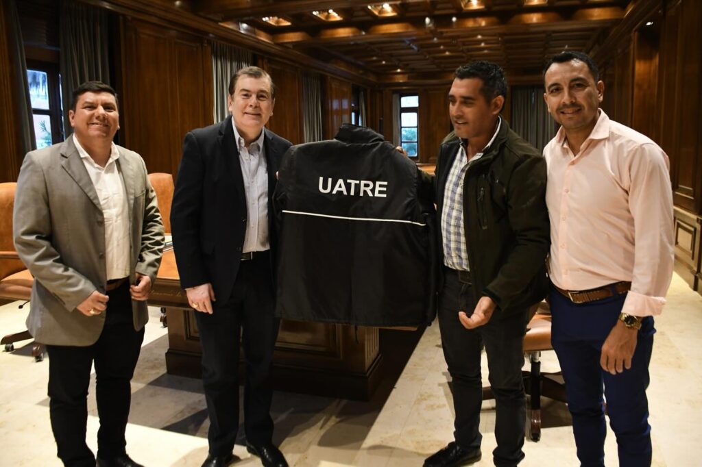 Zamora se reunió con representantes de Renatre y Uatre en Casa de Gobierno