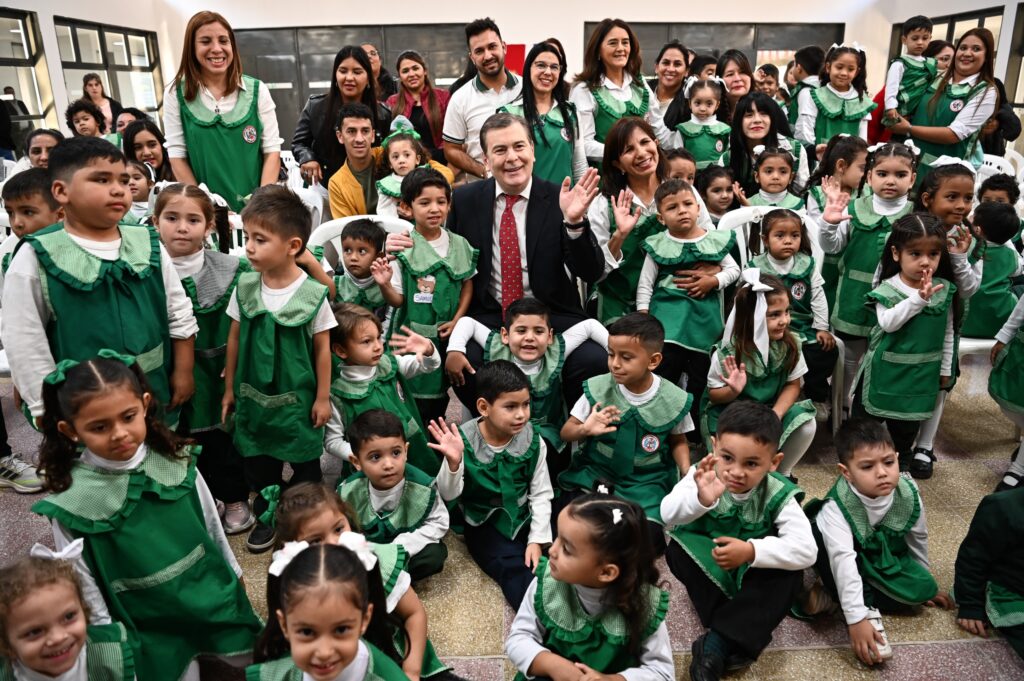 El Barrio Parque del Río cuenta con dos instituciones educativas modernas con un claro perfil ambientalista