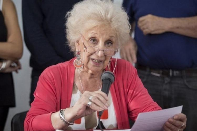 Estela de Carlotto volvió a apuntar contra Milei: “Quien está gobernando tendría que estar en la cárcel”