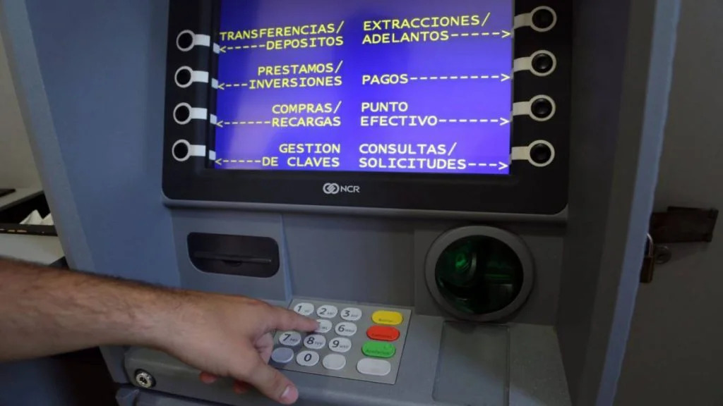 Los próximos cuatro días no habrá bancos