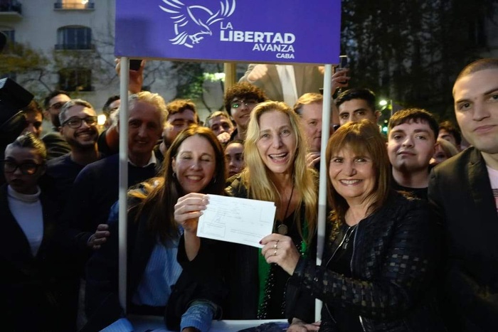 Bullrich cambió, otra vez, de partido: salida del PRO y afiliación a La Libertad Avanza