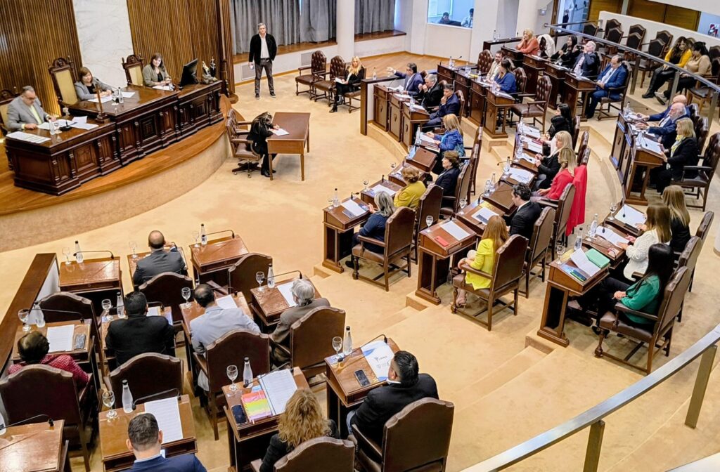 Legislatura: Declaran de interés la Fiesta Grande de Mailín y el 204° Aniversario de la Firma Pacto de Vinará