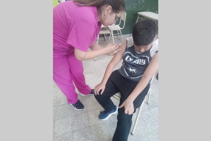 Garza: El hospital refuerza la prevención del HPV en niños nacidos en 2014