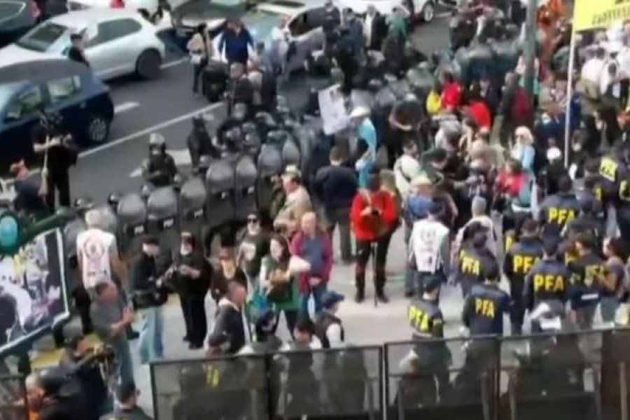 Marcha de los jubilados: La policía volvió a reprimir