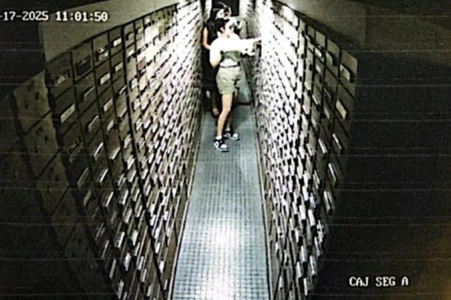 La familia de Novelli vació sus cajas de seguridad apenas estalló el criptoescándalo