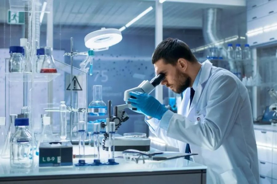 Éxodo de investigadores por la parálisis casi total del sistema científico
