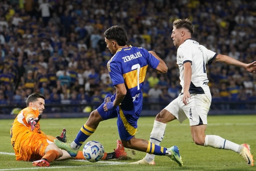 Boca se mide ante Independiente por un lugar en semifinales
