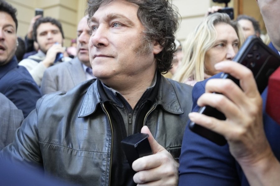 Bariloche declaró persona no grata a Javier Milei por sus dichos sobre Malvinas