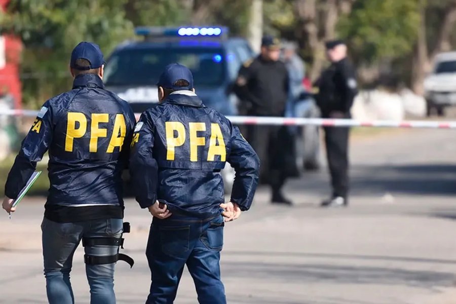 Falsos policías de la Federal robaron 1 kilo de oro valuado en unos $150 millones y armas
