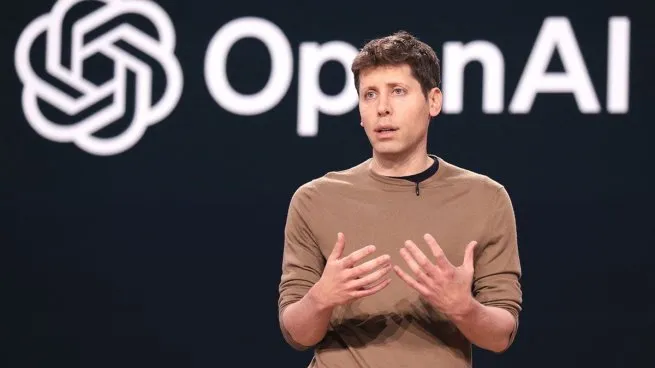 OpenAI suma al cerebro detrás del diseño de Apple y avanza en su primer hardware con IA
