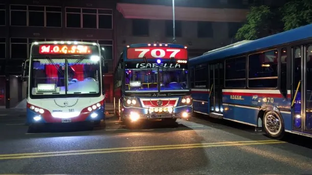 Paro de colectivos: terminó la medida de fuerza de UTA y se restablece el servicio