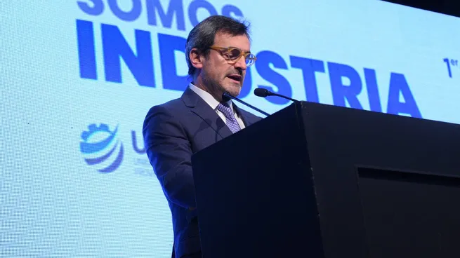 Nuevo presidente de la UIA insistió en «actualizar la normativa laboral»