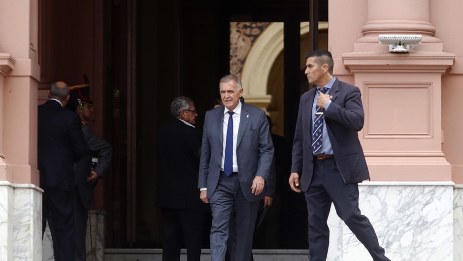 Jaldo, Sáenz y Jalil se le rebelaron a Milei y mandaron a votar jubilaciones y moratoria