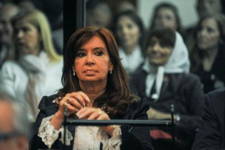 Condena a Cristina: Clarín le puso plazo a la Corte