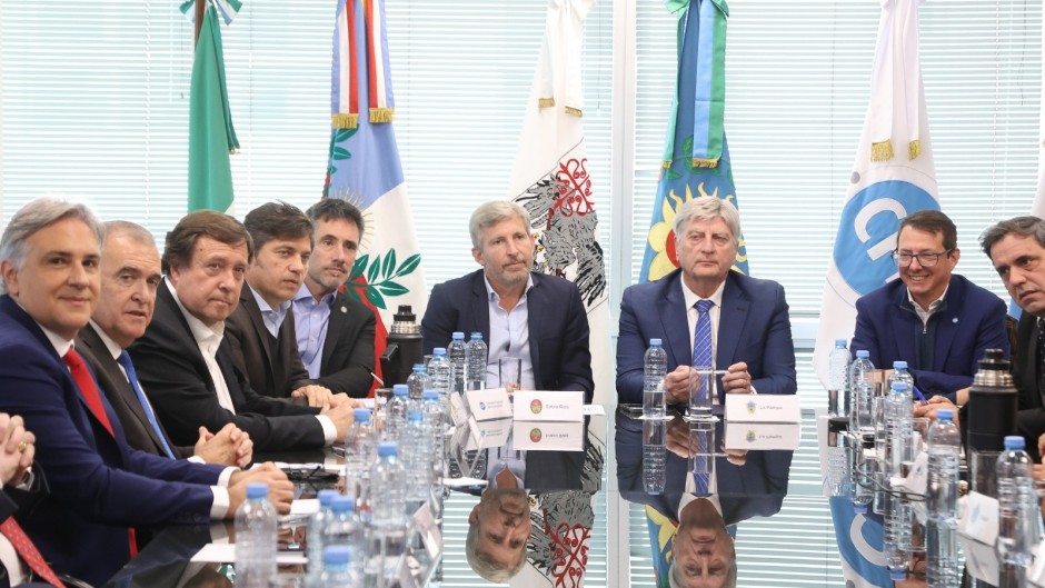 Los gobernadores furiosos con Milei porque no quiso discutir los fondos: «Se roba los ATN»