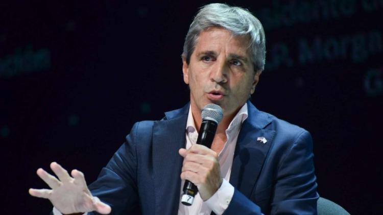 «Sin ley ni debate»: El gobierno de Milei hipoteca al país con u$s 2.000 millones a dedo