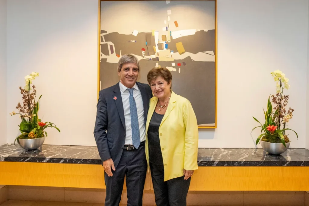 La misión del FMI concluyó su visita a la Argentina y Luis Caputo espera otros US$ 2.000 millones