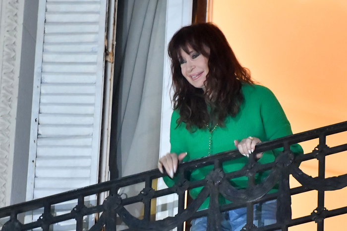 Cristina Kirchner felicitó a Insfrán y Monteverde por las victorias en Formosa y Rosario  