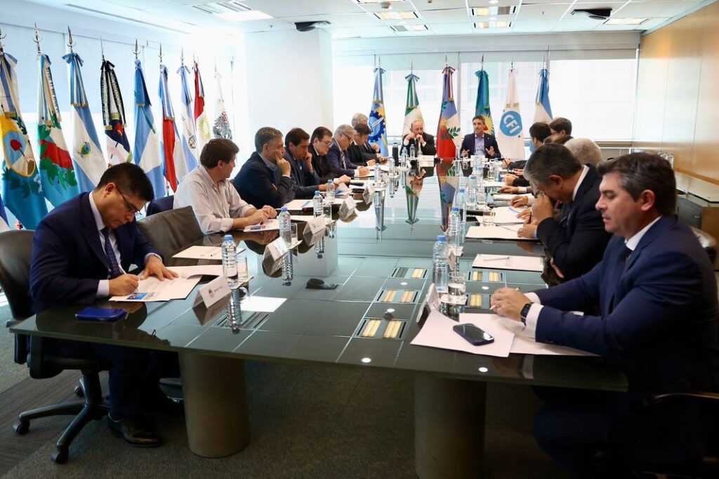 Zamora participó de una reunión del Consejo Federal de Inversiones junto a gobernadores de todo el país