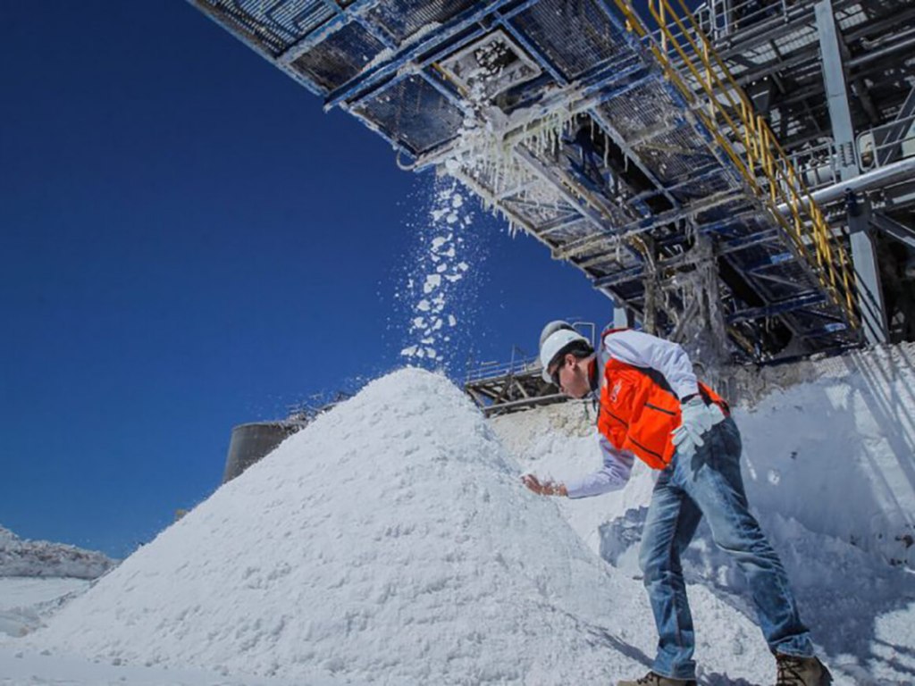 El Gobierno aprobó un proyecto minero vía RIGI con una inversión de US$ 2.700 millones