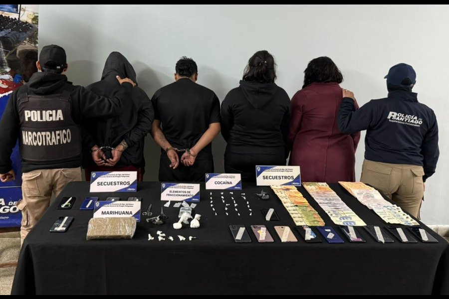 B° Ejército Argentino: Secuestraron más de medio kilo de droga y $ 812 mil: Cuatro apresados