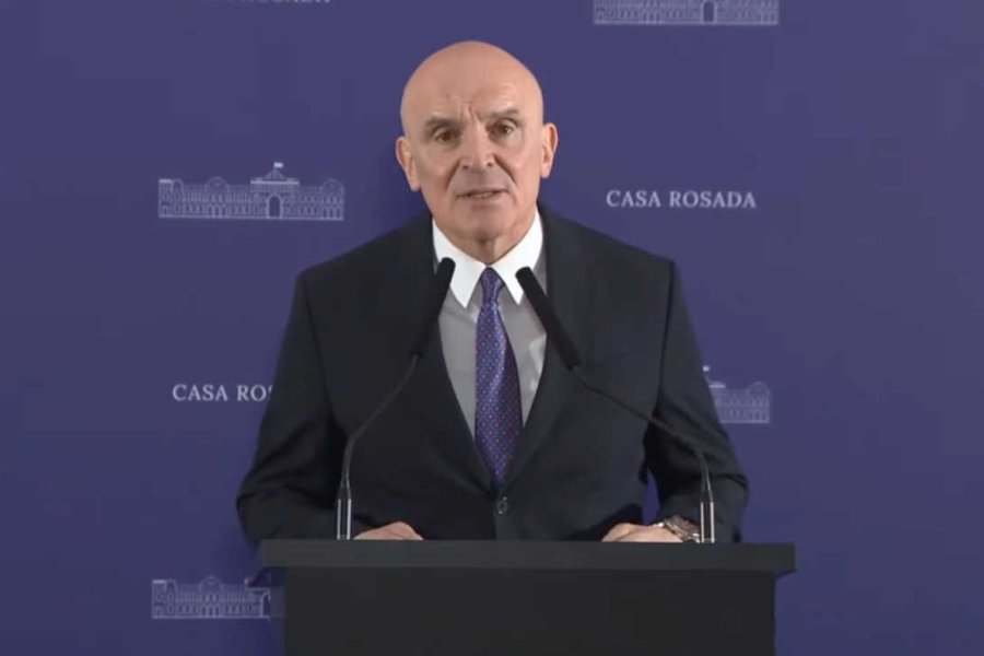 José Luis Espert insultó a Florencia Kirchner en un congreso y fue echado entre abucheos