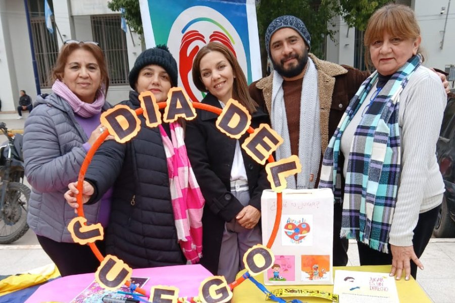 Frías: Reafirman el compromiso con los derechos de la infancia