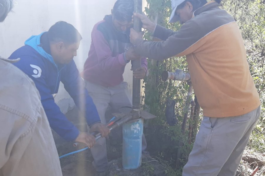 Instalan una nueva bomba de agua en Ampata y benefician a más de 90 familias