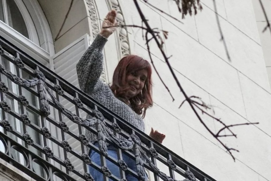 Tras el acto en Plaza de Mayo, Cristina Kirchner volvió a publicar en redes sociales