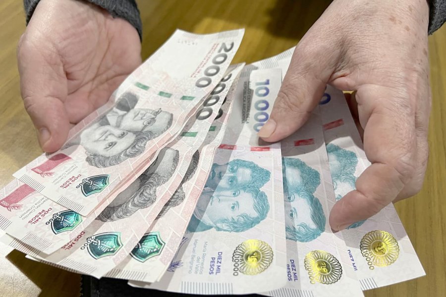 La carga tributaria se lleva casi el 50% de los ingresos de un trabajador