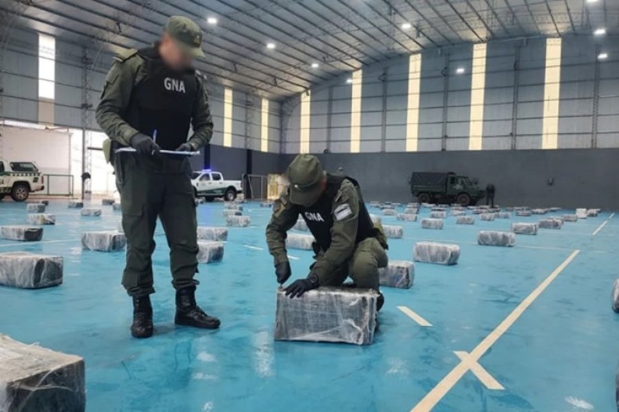 Misiones: Tiró una mochila con 3 kilos de droga y encontraron 3 toneladas