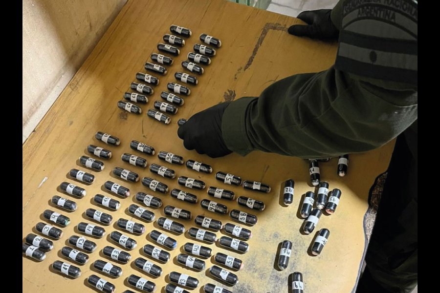 Pozo Hondo (Jiménez): Detectaron a dos «mulas» con casi 200 cápsulas con cocaína en sus cuerpos