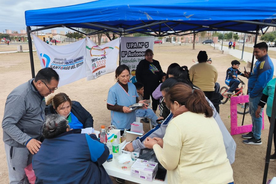 Campaña de vacunación en el barrio Autonomía