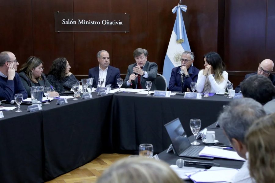 Drenaje de funcionarios en el gobierno de Javier Milei