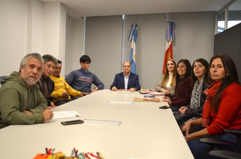Impulsan acciones conjuntas para fortalecer las comunidades rurales y el cuidado del monte santiagueño