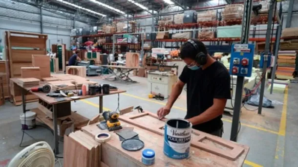 Aseguran que cerraron 12.000 PyMES durante el primer año de Gobierno de Javier Milei
