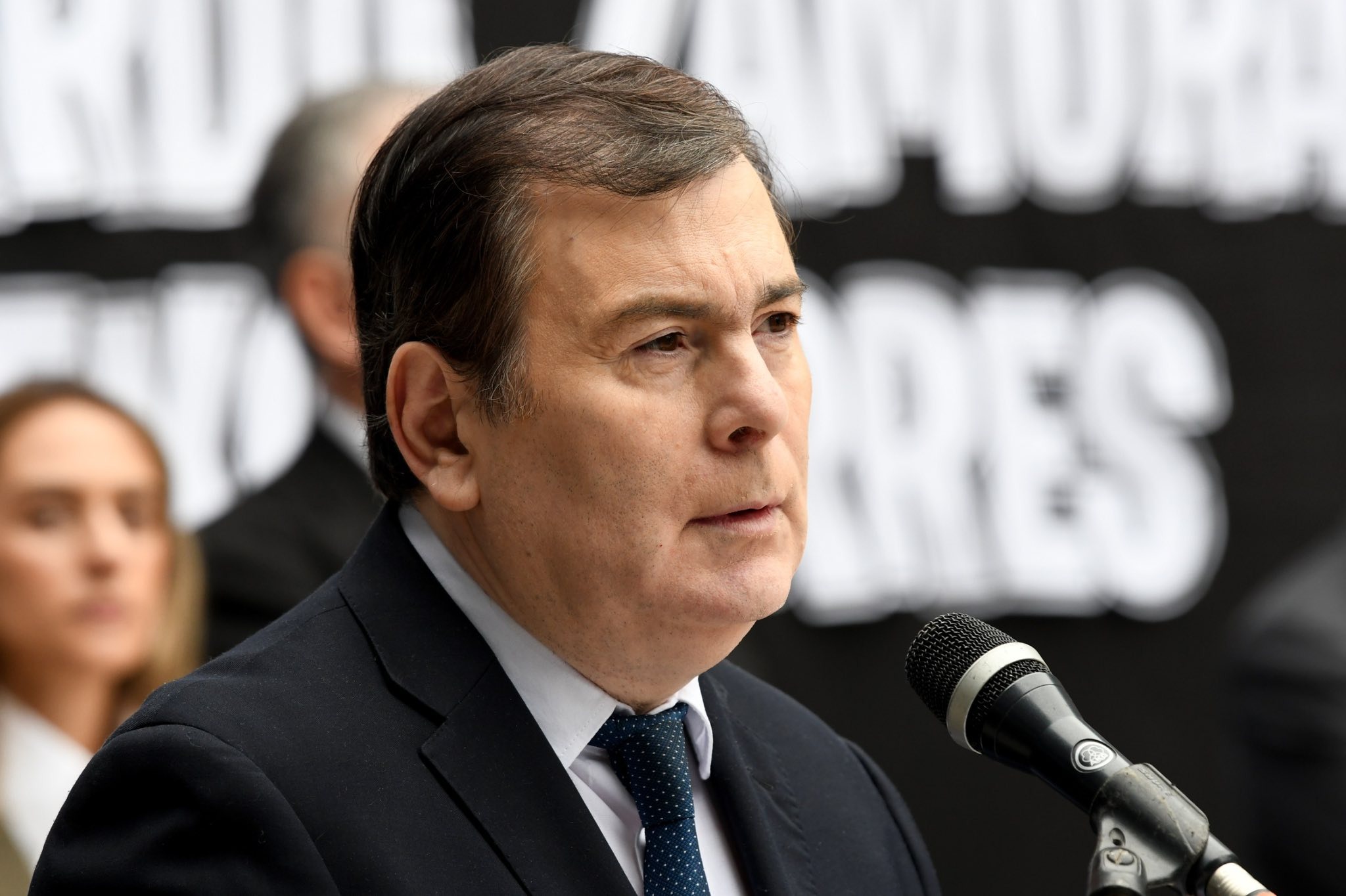 Gerardo Zamora respaldó a Atilio Chara tras su renuncia al Ministerio de Economía