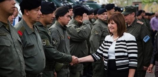 Tras 2.200 renuncias en las fuerzas armadas y de seguridad federales, el Congreso activará una comisión para tratar salarios y atención médica