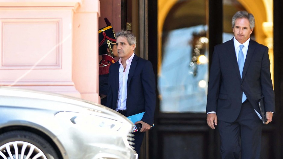 Quirno refritó un viejo anuncio del BID, para cubrirse si fracasa su gestión ante el FMI