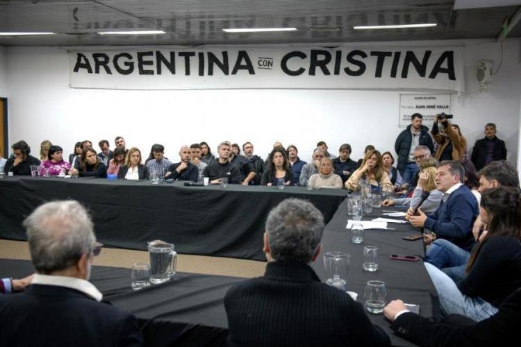 El PJ porteño se reunió con la agenda de la construcción de un «gran frente electoral» y la defensa a Cristina