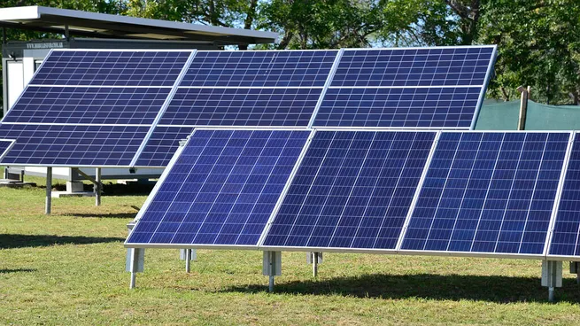 Inauguran en La Plata un Centro de Energías Renovables