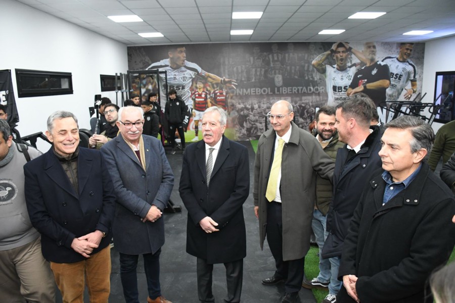Central Córdoba inauguró su gimnasio con apoyo del gobierno provincial y municipal