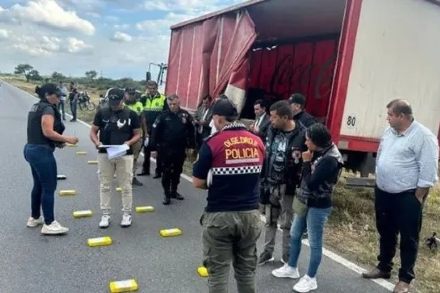 Desbarataron un cargamento de 21 kilos de cocaína valuado en millones durante un control vehicular en Tucumán
