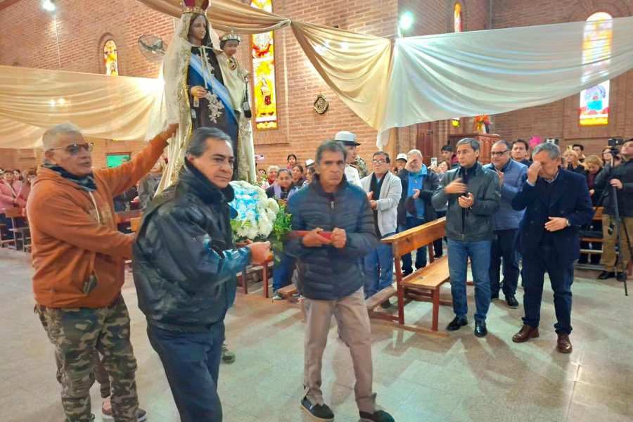 Campo Gallo: Silva Neder participó de los festejos patronales de la Virgen del Carmen