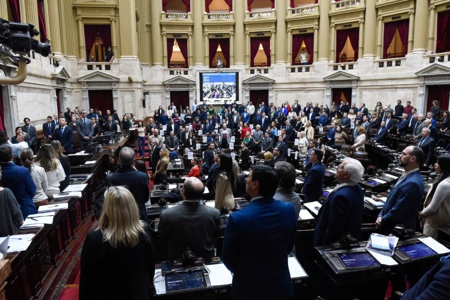Mientras Francos negocia con los gobernadores, Espert frena en Diputados los proyectos de las provincias