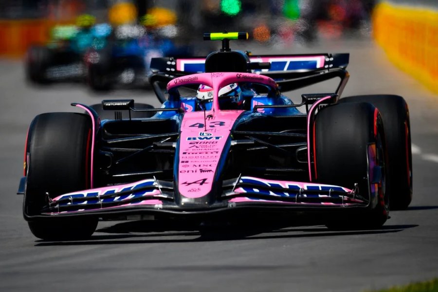 Colapinto en el GP de Bélgica en un viernes muy intenso