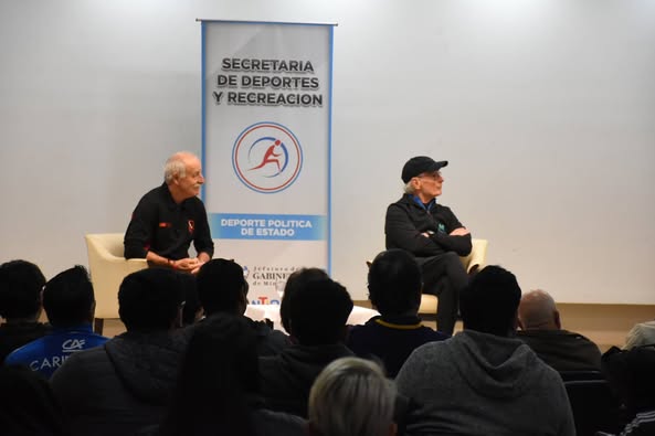 Conversatorio de alto nivel con Rearte y Signorini