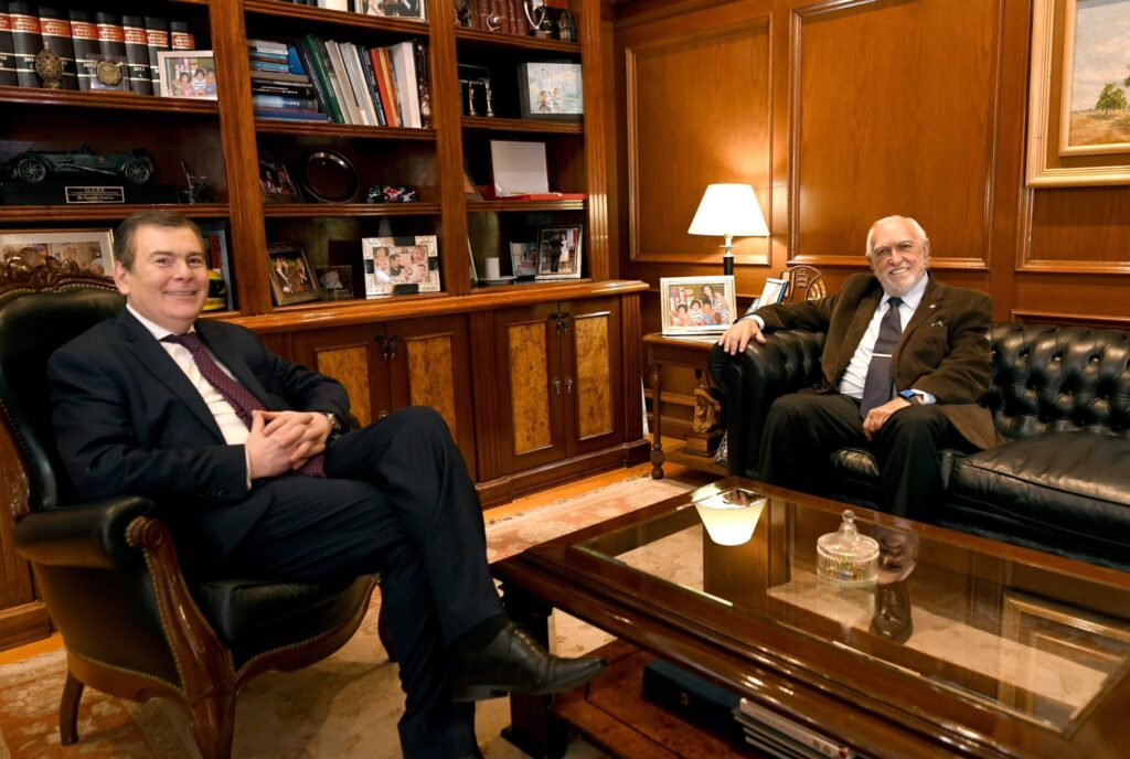 Zamora recibió la visita protocolar del reconocido jurista Ricardo Gil Lavedra