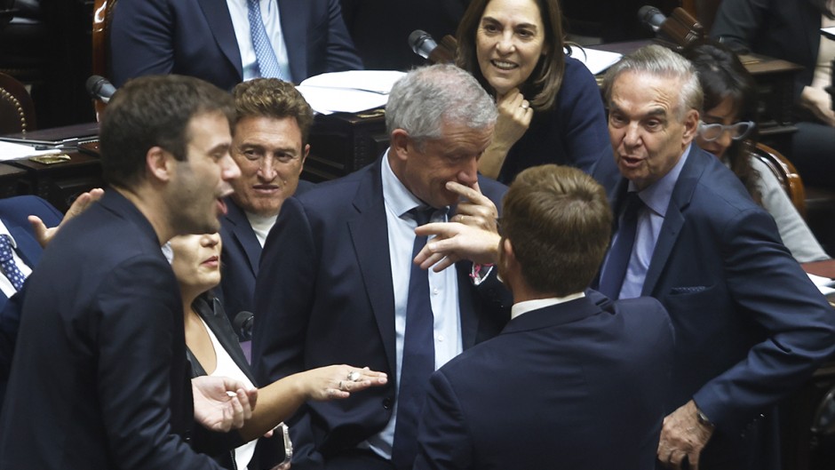 Los gobernadores no le aflojan a Milei y quieren aprobar ATN, Garrahan y rechazo a los vetos