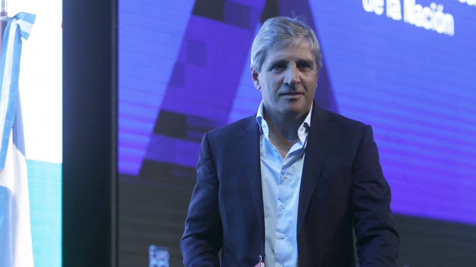 El gobierno analiza llevar a Toto Caputo como primer diputado en la Capital